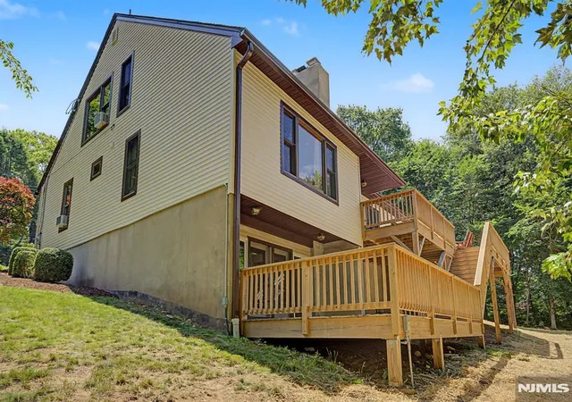 4th image of 829 Ramapo Valley Rd, Oakland, NJ 07436 | MLS# 26021777
