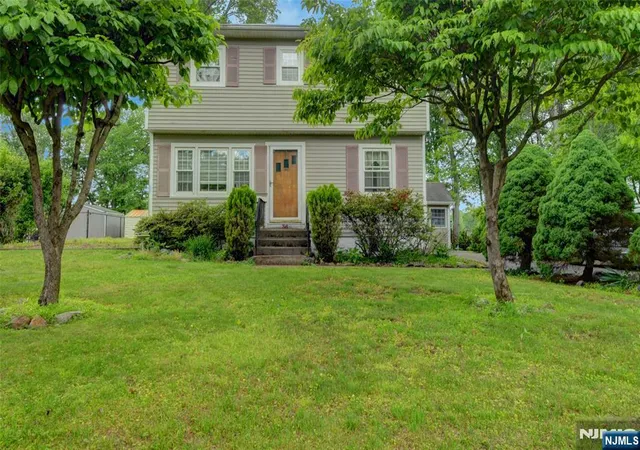 2nd image of 36 Hemlock Ave, Lincoln Park Borough, NJ 07035 | MLS# 26021783