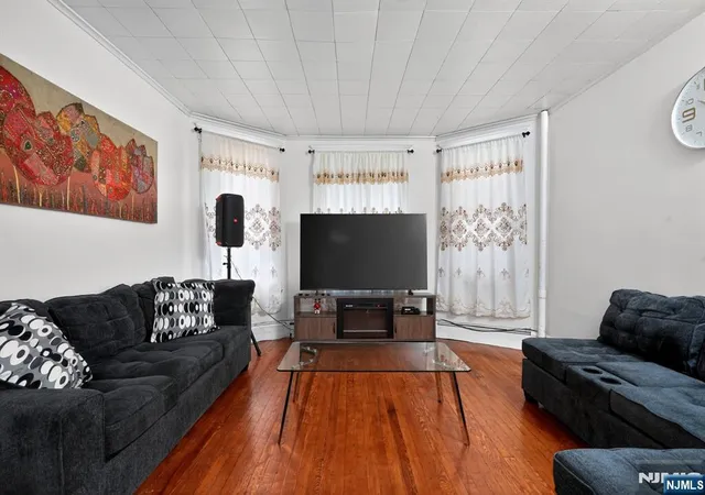 2nd image of 11 Yereance Ave, Clifton, NJ 07106 | MLS# 26021811