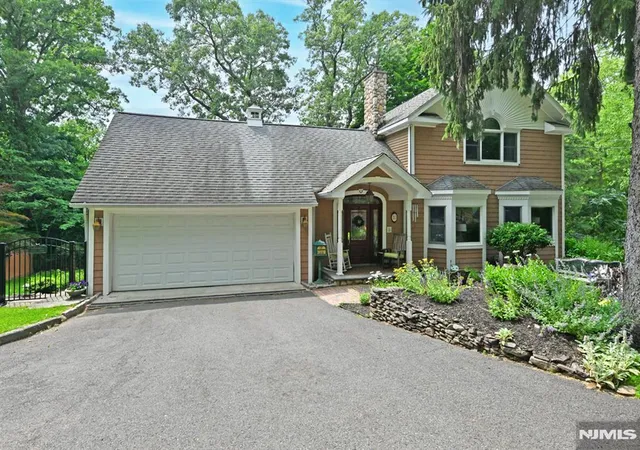 2nd image of 8 Myrtle St, Montvale, NJ 07645 | MLS# 26021817