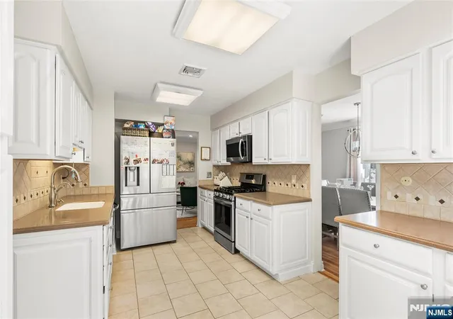Homes for sale in West Milford, NJ | 21 Baron Rd, West Milford, NJ 07480 | MLS# 26021840