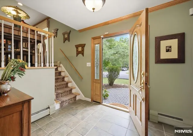 Homes for sale in Wyckoff, NJ | 507 Terhune Ter, Wyckoff, NJ 07481 | MLS# 26021895