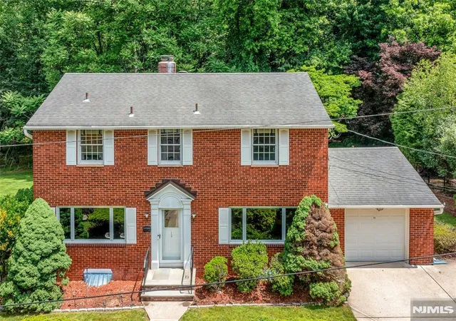Homes for sale in Demarest, NJ | 12 Glenwood Ave, Demarest, NJ 07627 | MLS# 26021914