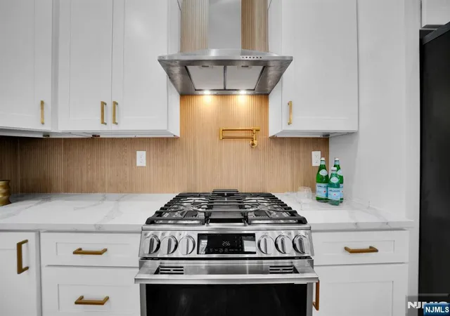 3rd image of 22 14Th St, Kenilworth, NJ 07033 | MLS# 26021917