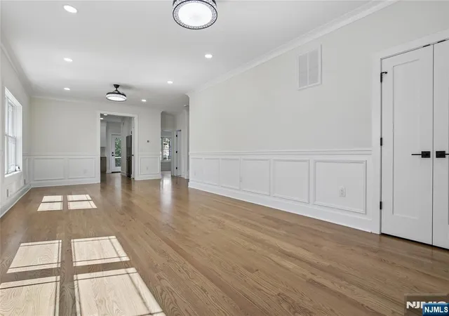 5th image of 318 Halsey Rd, Parsippany, NJ 07054 | MLS# 26021928