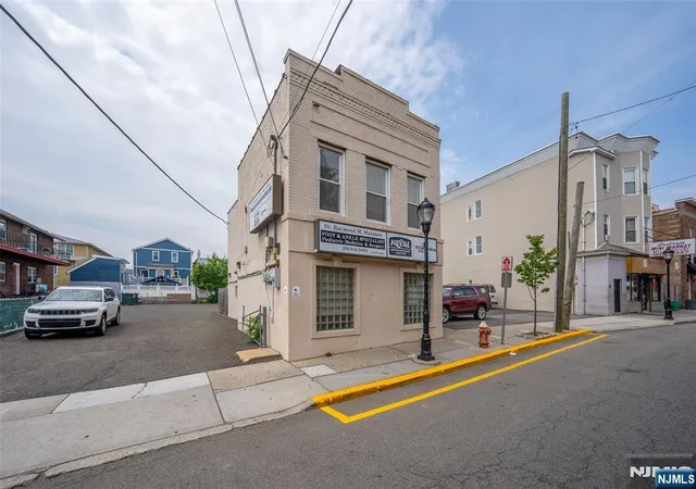 2nd image of 89 Anderson Ave, Fairview, NJ 07022 | MLS# 26021946