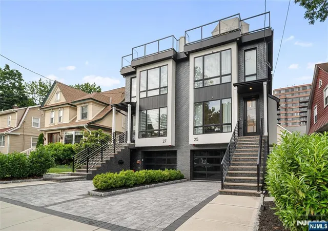 Homes for sale in Cliffside Park, NJ | 25 Knox Ave, Cliffside Park, NJ 07010 | MLS# 26021995