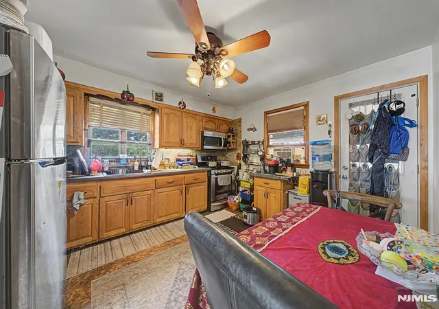 Homes for sale in Wallington, NJ | 21 Lexington Ave, Wallington, NJ 07057 | MLS# 26022018
