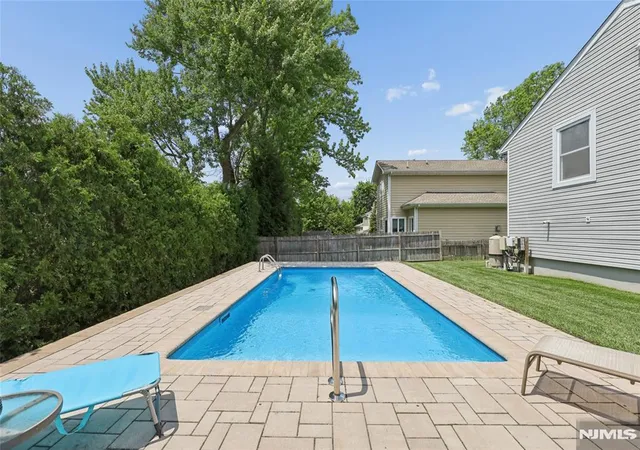 Homes for sale in Cresskill, NJ | 194 Madison Ave, Cresskill, NJ 07626 | MLS# 26022027