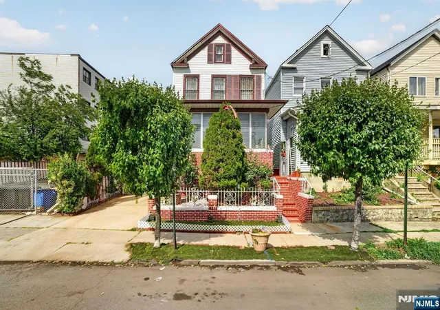 Homes for sale in Elizabeth, NJ | 79 Jersey St, Elizabeth, NJ 07206 | MLS# 26022039