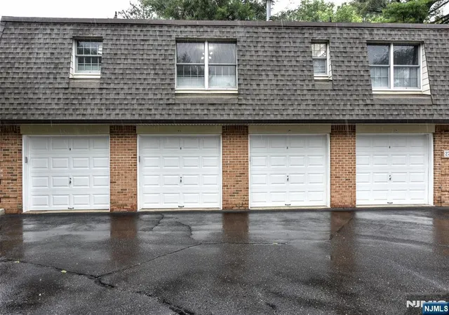 Homes for sale in River Vale, NJ | 279 Collignon Wy #5, River Vale, NJ 07675 | MLS# 26022046