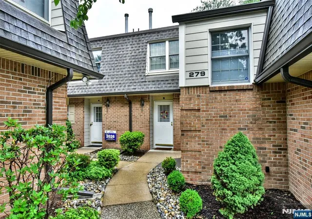 Homes for sale in River Vale, NJ | 279 Collignon Wy #5, River Vale, NJ 07675 | MLS# 26022046
