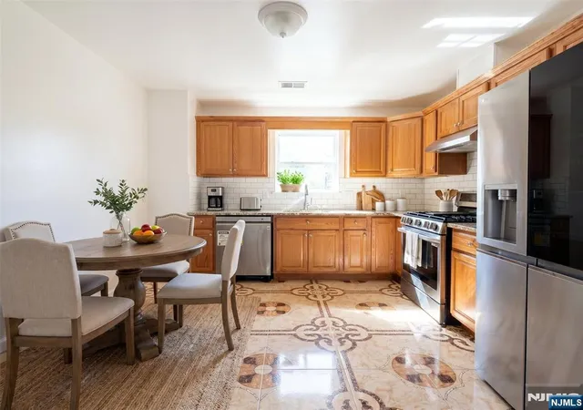 3rd image of 66 Montclair Ave, Newark, NJ 07104 | MLS# 26022077