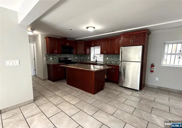 5th image of 66 Montclair Ave, Newark, NJ 07104 | MLS# 26022077