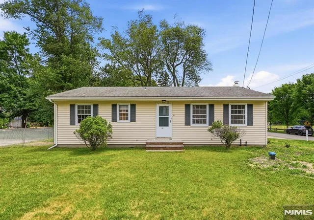 Homes for sale in West Milford, NJ | 427 Warwick Turnpike, West Milford, NJ 07421 | MLS# 26022085