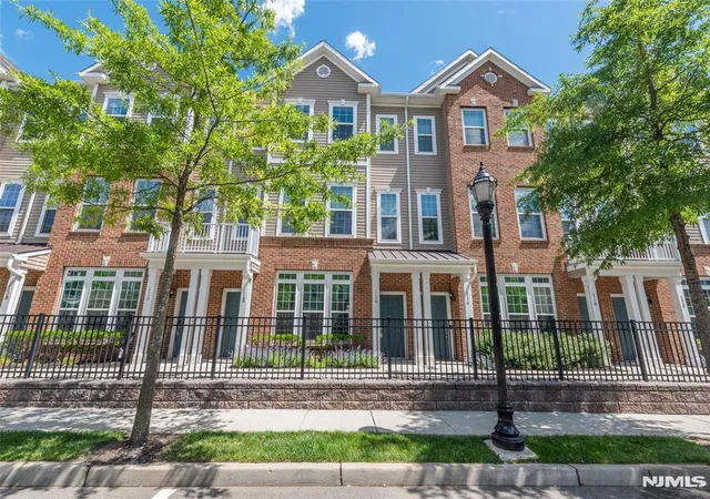 Homes for sale in Wood Ridge, NJ | 114 Wesmont Dr #4006, Wood Ridge, NJ 07075 | MLS# 26022093