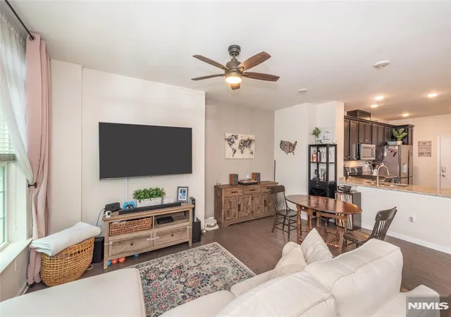 Homes for sale in Wood Ridge, NJ | 114 Wesmont Dr #4006, Wood Ridge, NJ 07075 | MLS# 26022093