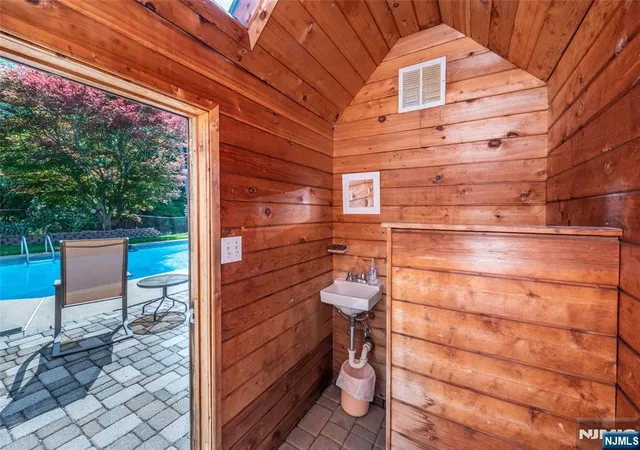5th image of 13 Fox Run, Caldwell, NJ 07006 | MLS# 26022108
