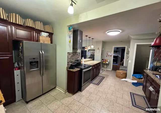 Homes for sale in Ridgefield Park, NJ | 104 Arthur St, Ridgefield Park, NJ 07660 | MLS# 26022120