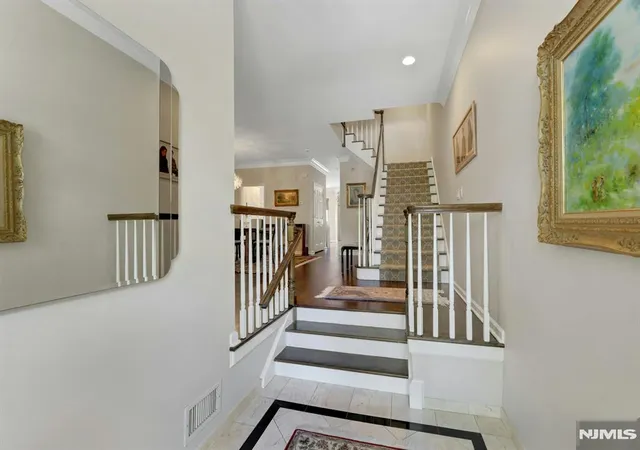 Homes for sale in Cresskill, NJ | 143 Stonegate Trl #44, Cresskill, NJ 07626 | MLS# 26022128