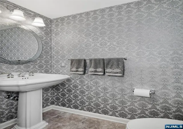 Listing Photo 4 - Condo for sale in building located at 234 Price Ct, West New York, NJ 07093
