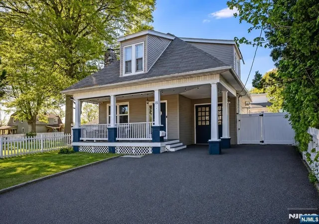 35th image of 15 Center St, Mount Olive Township, NJ 07828 | MLS# 26022209