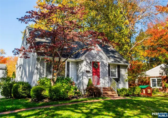 Homes for sale in Twp Of Washington, NJ | 112 Lafayette Ave, Twp Of Washington, NJ 07676 | MLS# 26022251