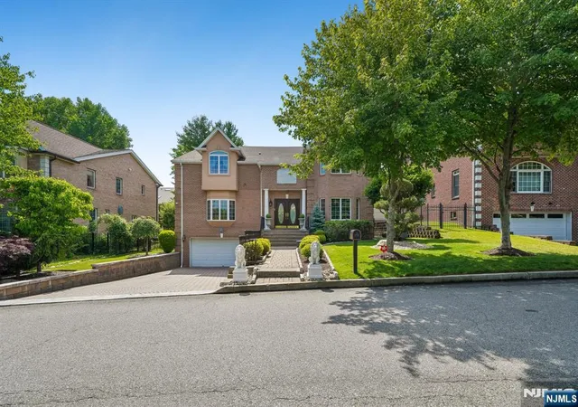 Homes for sale in Englewood Cliffs, NJ | 275 Marietta St, Englewood Cliffs, NJ 07632 | MLS# 26022255