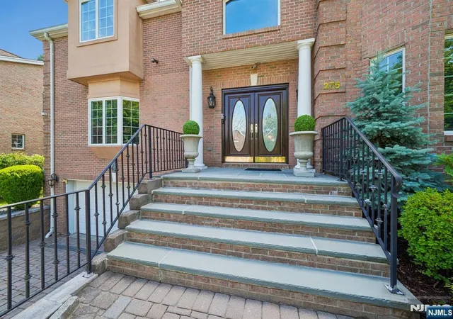 Homes for sale in Englewood Cliffs, NJ | 275 Marietta St, Englewood Cliffs, NJ 07632 | MLS# 26022255