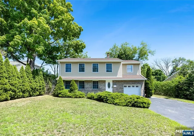 Homes for sale in Ridgewood, NJ | 361 Walthery Ave, Ridgewood, NJ 07450 | MLS# 26022261