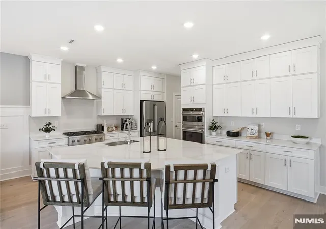 Homes for sale in Oakland, NJ | 3 Pimlico Pl, Oakland, NJ 07436 | MLS# 26022272