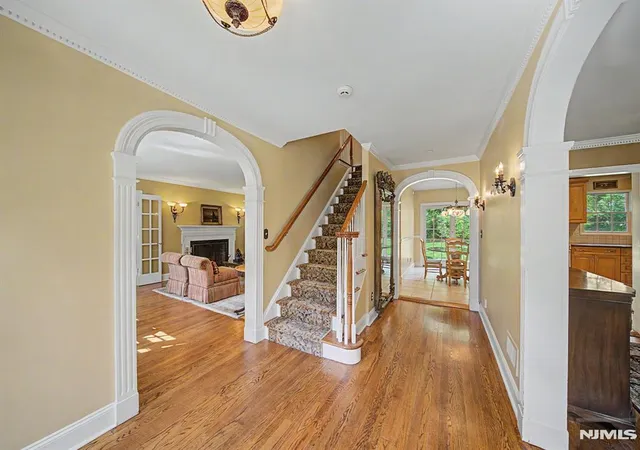 4th image of 9 Woodland Park Dr, Tenafly, NJ 07670 | MLS# 26022291