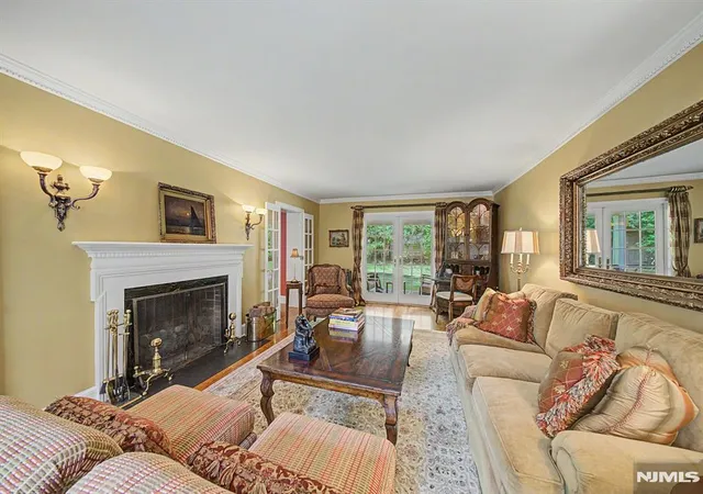 5th image of 9 Woodland Park Dr, Tenafly, NJ 07670 | MLS# 26022291