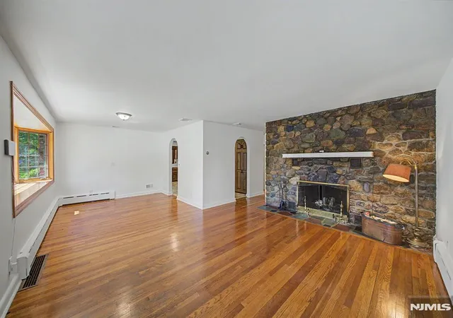 3rd image of 25 Birchwood Rd, Denville Township, NJ 07834 | MLS# 26022304