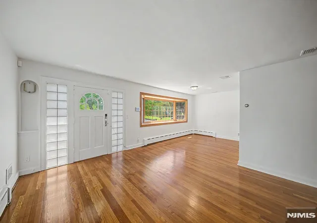 4th image of 25 Birchwood Rd, Denville Township, NJ 07834 | MLS# 26022304