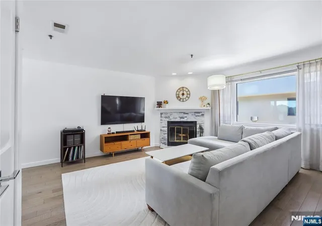 5th image of 1315 15Th St, Fort Lee, NJ 07024 | MLS# 26022318