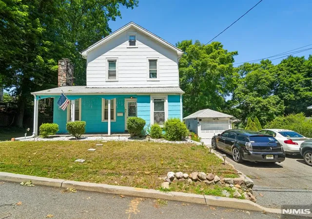 Homes for sale in North Haledon, NJ | 20 Nassau, North Haledon, NJ 07508 | MLS# 26022325