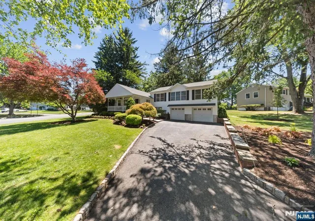 Homes for sale in Florham Park Borough, NJ | 20 Northern Ave, Florham Park Borough, NJ 07932 | MLS# 26022326