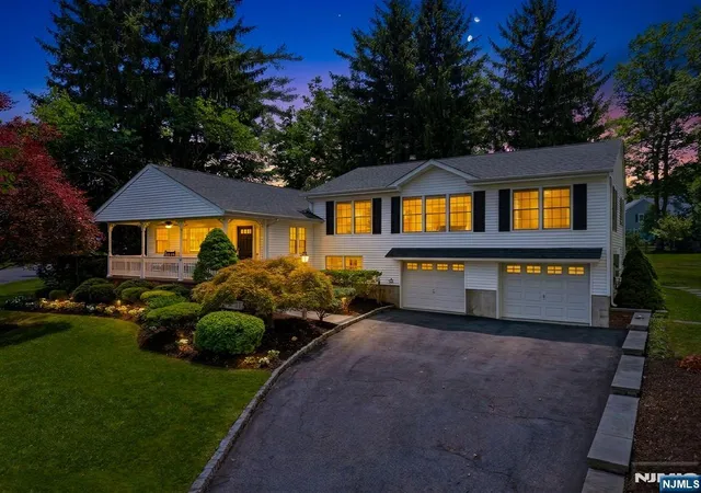 Homes for sale in Florham Park Borough, NJ | 20 Northern Ave, Florham Park Borough, NJ 07932 | MLS# 26022326