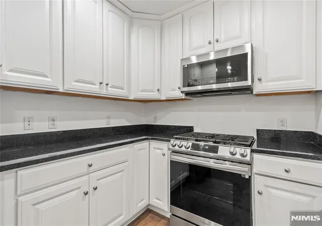 Homes for sale in North Bergen, NJ | 7400 River Rd #442, North Bergen, NJ 07047 | MLS# 26022340