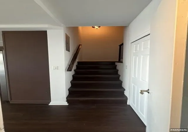 Homes for sale in Fort Lee, NJ | 4 Horizon Rd #1207, Fort Lee, NJ 07024 | MLS# 26022342