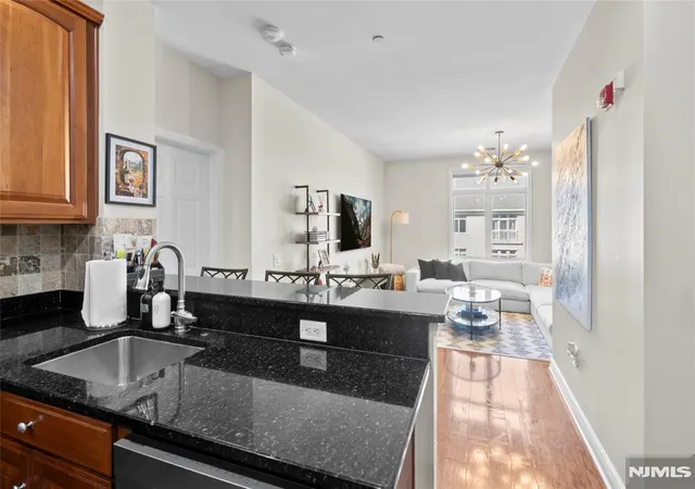 Homes for sale in North Bergen, NJ | 7400 River Rd #401, North Bergen, NJ 07047 | MLS# 26022345