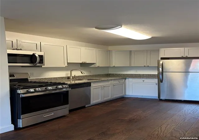2nd image of 2348 Linwood Ave #6O, Fort Lee, NJ 07024 | MLS# 26022362