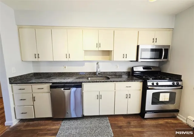 Homes for sale in Dumont, NJ | 71 Wyandotte Ave, Dumont, NJ 07628 | MLS# 26022371