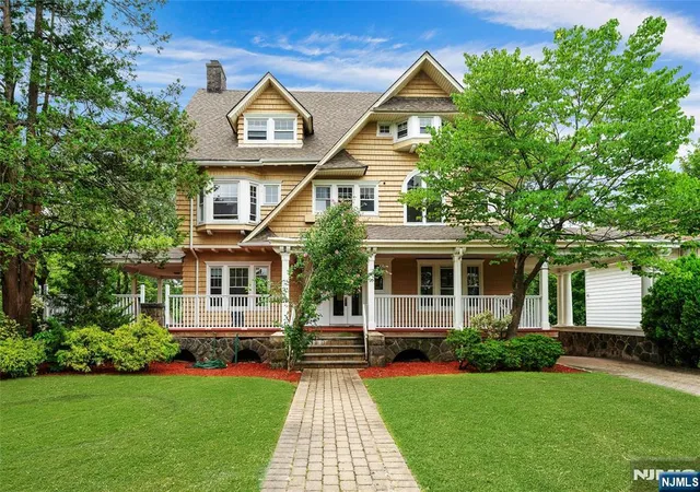 Photo 1 of Single family home for sale at 241 Summit, Hackensack, NJ 07601 | MLS# 26022375 | Listing updated on 2026-09-13