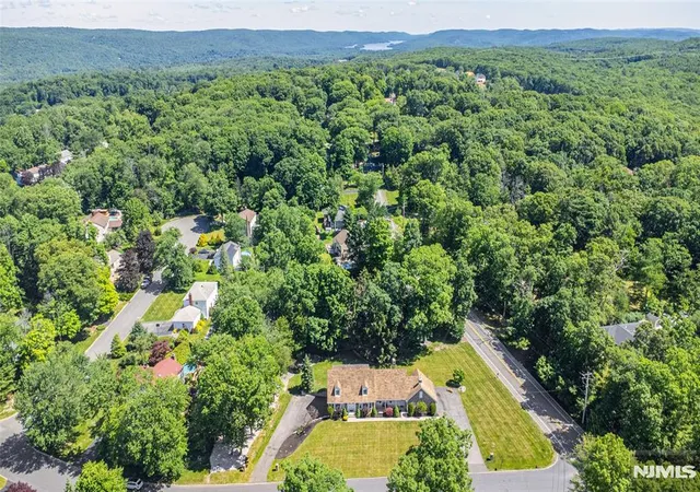 Homes for sale in West Milford, NJ | 2 Baron Rd, West Milford, NJ 07480 | MLS# 26022386
