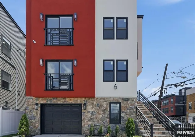 Homes for sale in Newark, NJ | 438 10th St, Newark, NJ 07103 | MLS# 26022400
