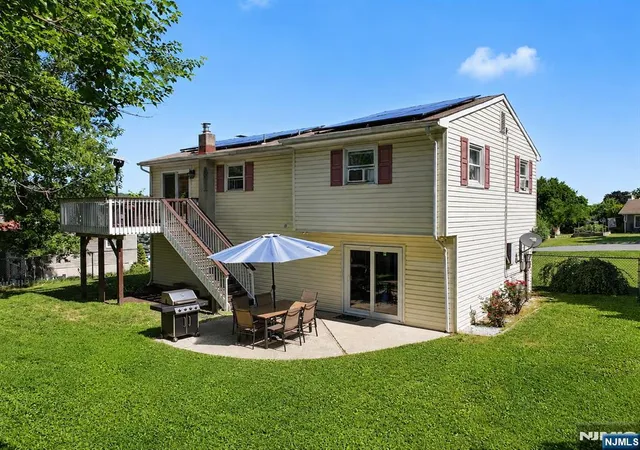 Homes for sale in Ogdensburg, NJ | 14 Bettino Dr, Ogdensburg, NJ 07439 | MLS# 26022407