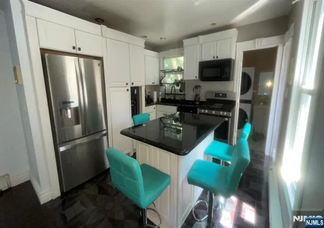 4th image of 318-320 Cortlandt St, Belleville, NJ 07109 | MLS# 26022408