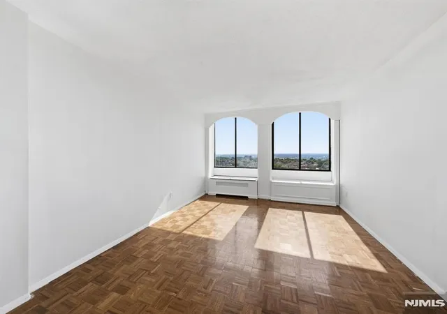 Homes for sale in Cliffside Park, NJ | 200 Winston Dr #2120, Cliffside Park, NJ 07010 | MLS# 26022435